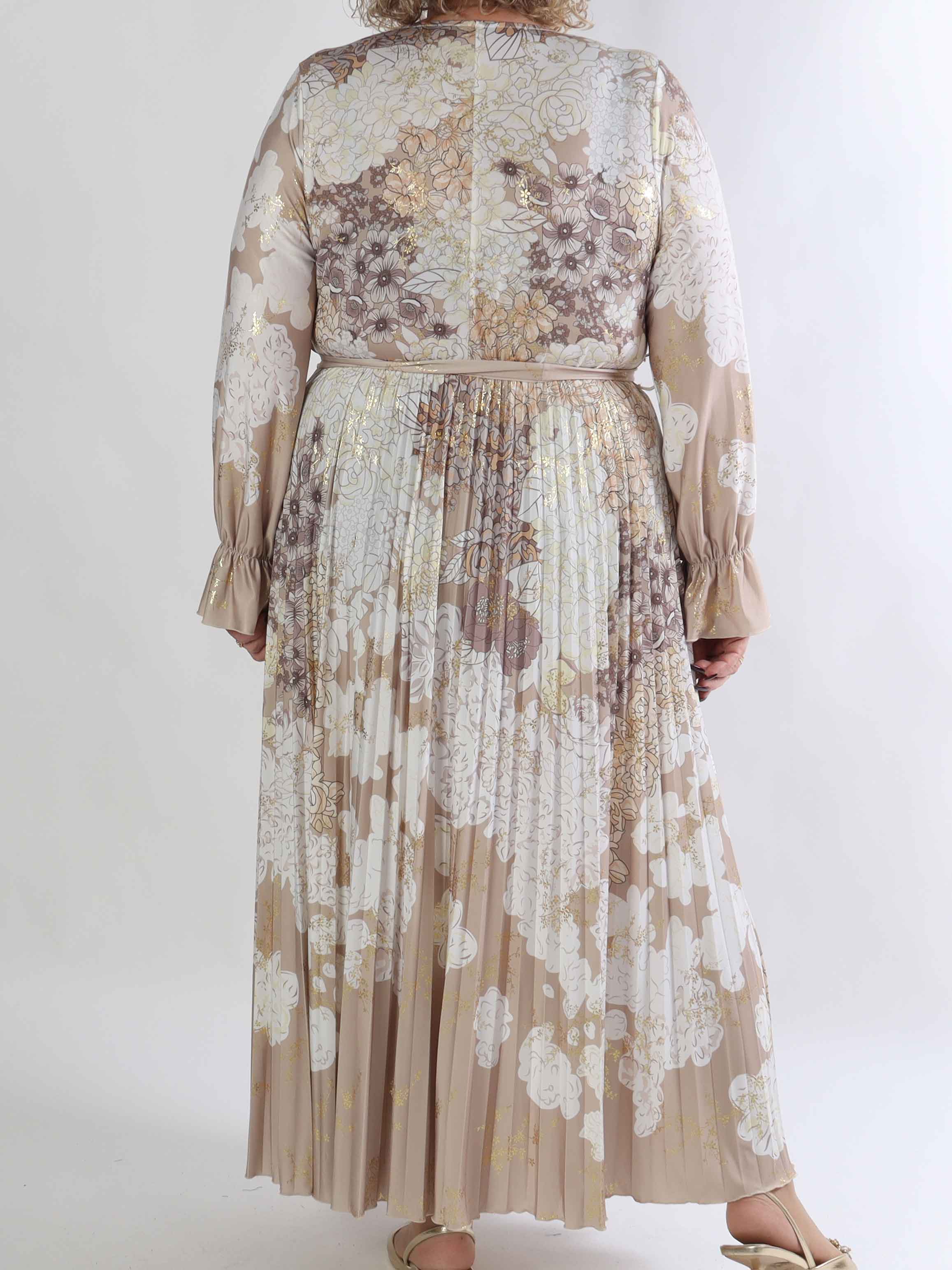 Silvija Flower - Lang plus size mønstret kjole med plisseret skørt